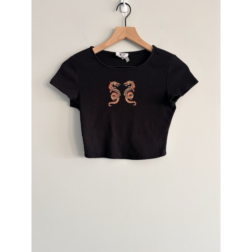 Cropped Black Tee with Red Dragon Embroidery
